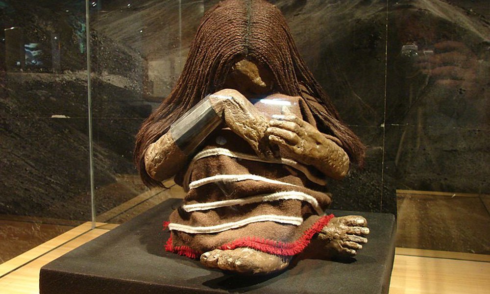 Torsdagsforedrag 4: Om mumier og moselig