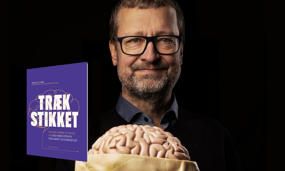 Træk stikket (med Troels W. Kjær)