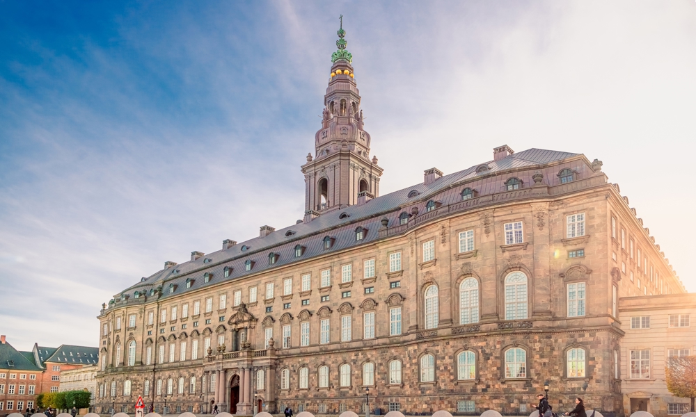 Magtens mange former – en  samtale om demokratiets fremtid